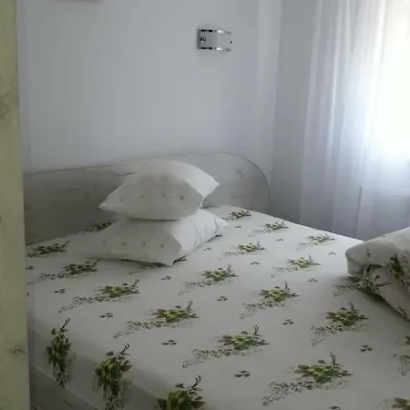 Sandra Апартаменты *